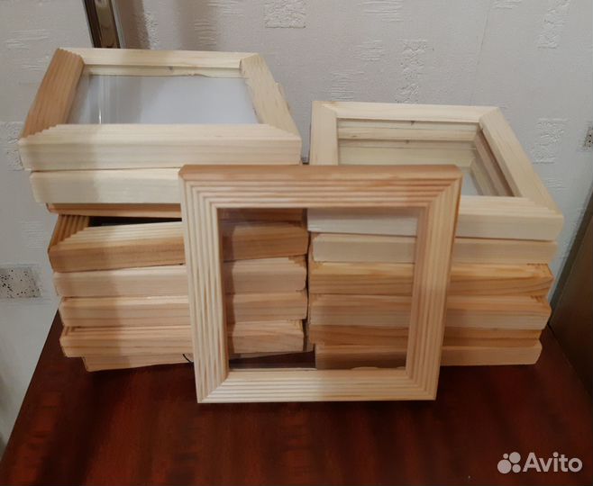 Рамки для фото и картин