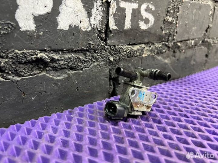 Вакуумный клапан Mitsubishi Outlander GG2W-0100934