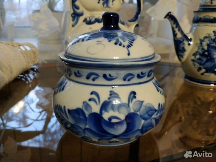 Посуда Гжель