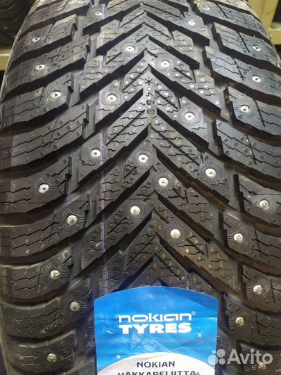 Nokian Tyres Hakkapeliitta 10p SUV 225/65 R17