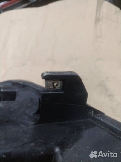 Фара правая Opel Insignia A20DTH 2010