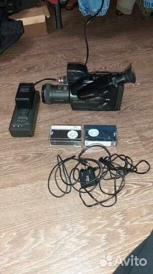 Видеокамера Panasonic NV-G303B