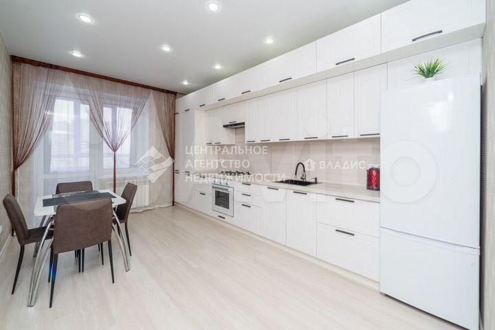 2-к. квартира, 72 м², 7/7 эт.