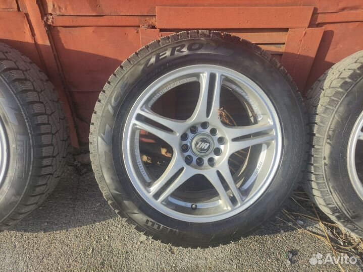 Pirelli Ice Zero 205/55 R16