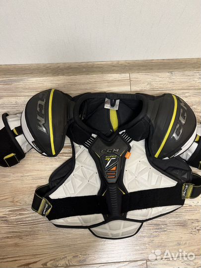 Нагрудник хоккейный Нагрудник CCM super tacks SR