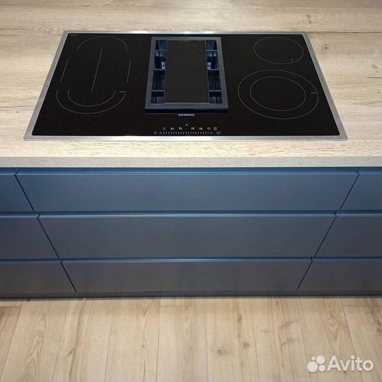 Кухня угловая на заказ