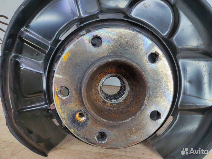 Кулак задний правый Bmw 3 F30 N55B30 2012