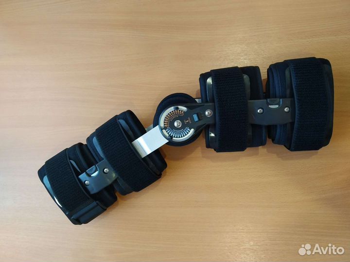 Коленный ортез HKS-303