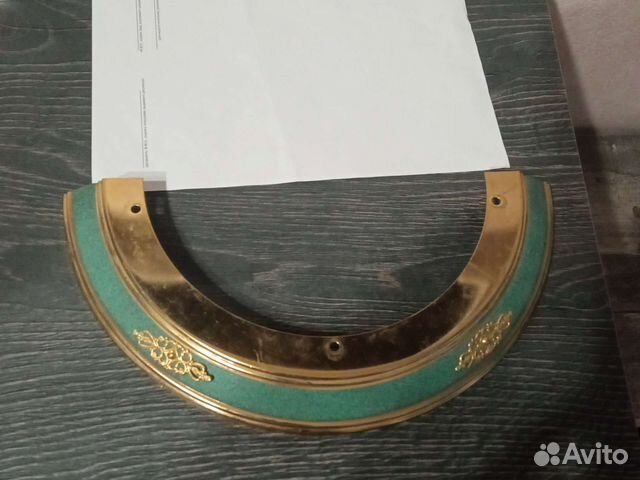 Декор от бра-светильника