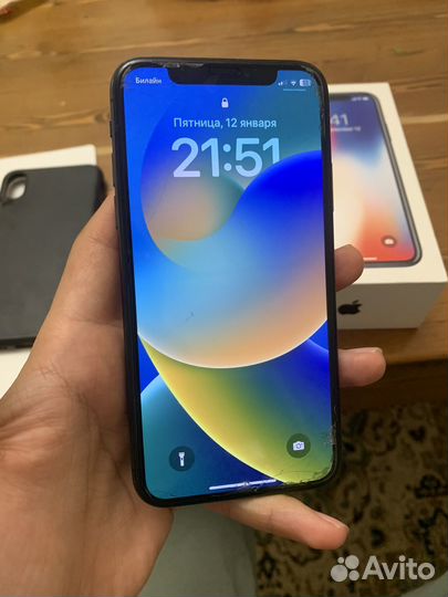 iPhone X, 64 ГБ