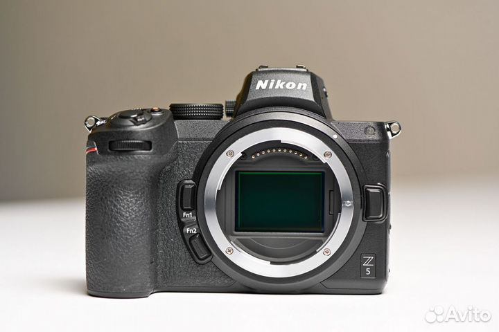 Nikon z5