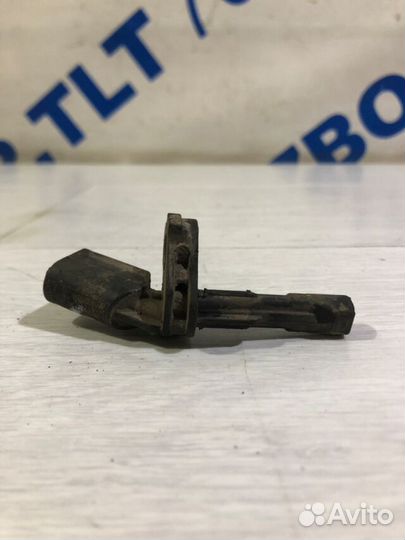 Датчик ABS задний правый volkswagen golf 6 1.4 мт