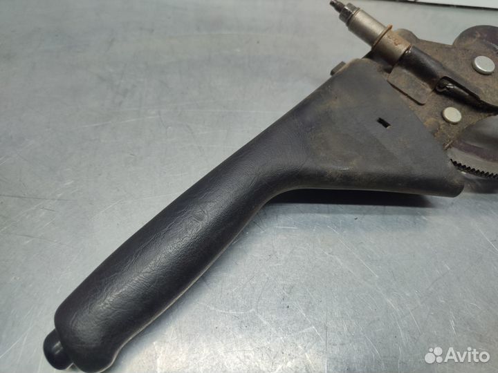 Ручник Subaru Legacy BG 1994 г.в