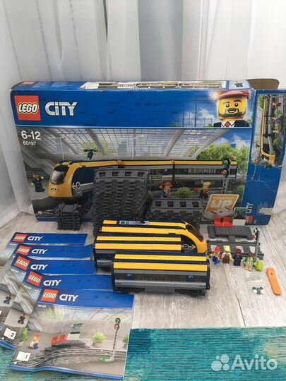 Lego City поезд 60197