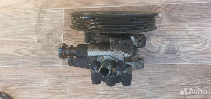 Насос гур Kia Magentis 2.0