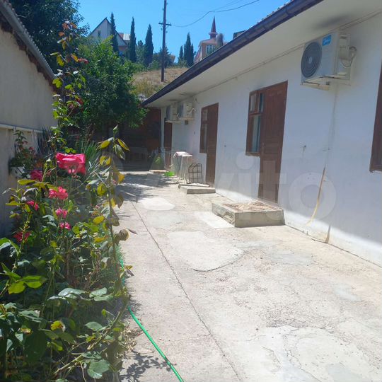 Дом 15 м² на участке 6 сот.