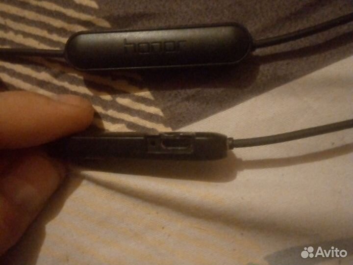 Беспроводные наушники honor xSport AM61