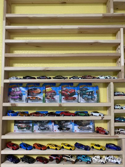 Hot wheels машинки