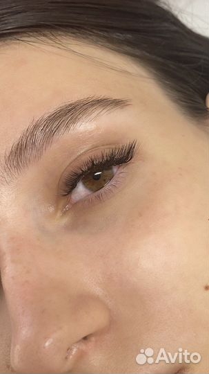 Наращивание и ламинирование ресниц и бровей