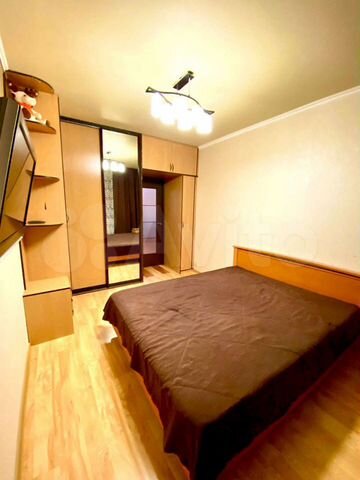 2-к. квартира, 68 м², 8/10 эт.