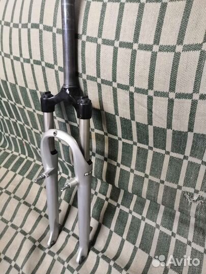 Вилка RST под 26 колеса