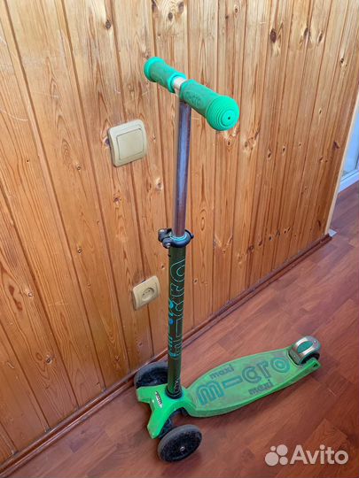 Самокат Maxi Micro