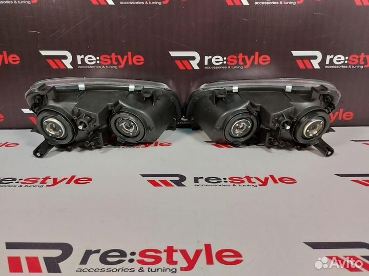 Фары Toyota RAV4 (XA10) 1997-2000 Светлые S1910