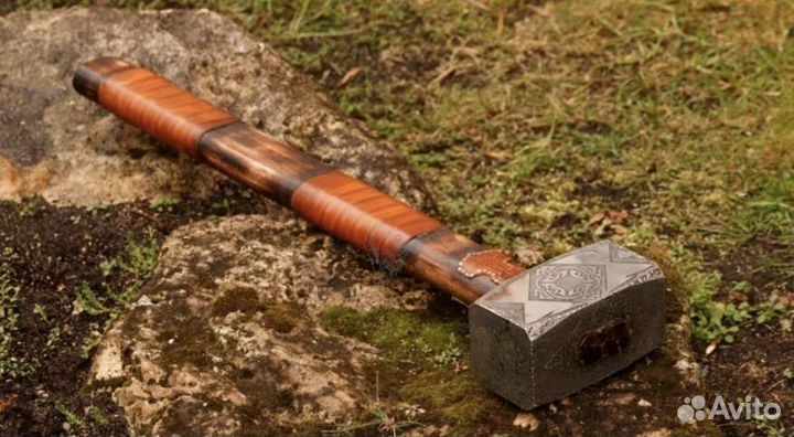 Молот ручной работы