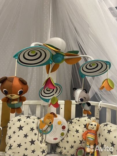 Мобиль в кроватку tiny love сказочный лес