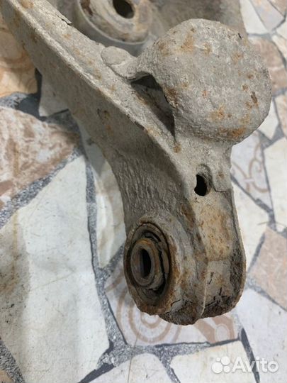 Рычаг подвески задний Mazda 6 седан 2.0 LF 2005