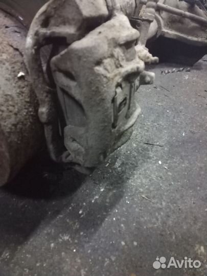 Суппорта задние спринтер 95-06г.в,лт35,lt35