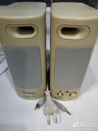 Активные 2.0 колонки Xonic SW-60 питание 220 вольт