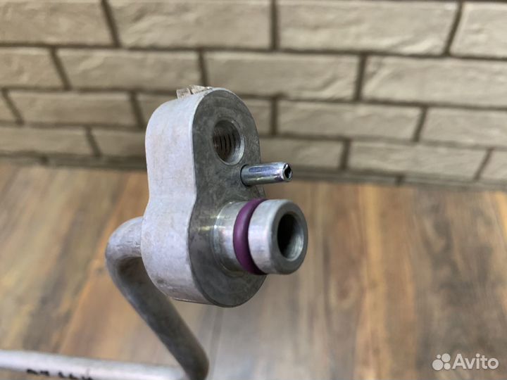 Audi Q7 4L Трубка кондиционера 7L6820750R