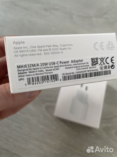 Адаптер Apple 20W + кабель USB-C to Lightning