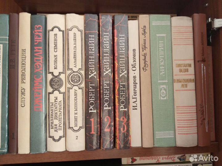 Продам книги