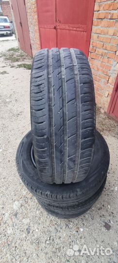 Viatti Strada Asimmetrico V-130 205/60 R16 92V