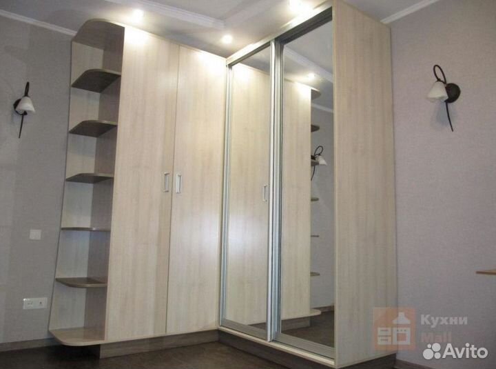 Шкаф двухстворчатый