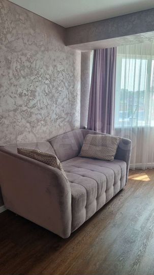 4-к. квартира, 95 м², 2/10 эт.
