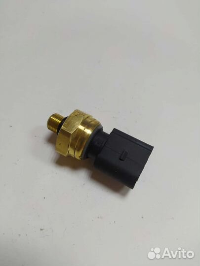 Датчик давления топлива AUK V6 3,2 FSI Audi A6 C6