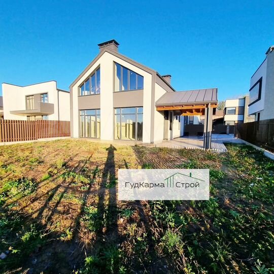 Коттедж 120 м² на участке 8 сот.