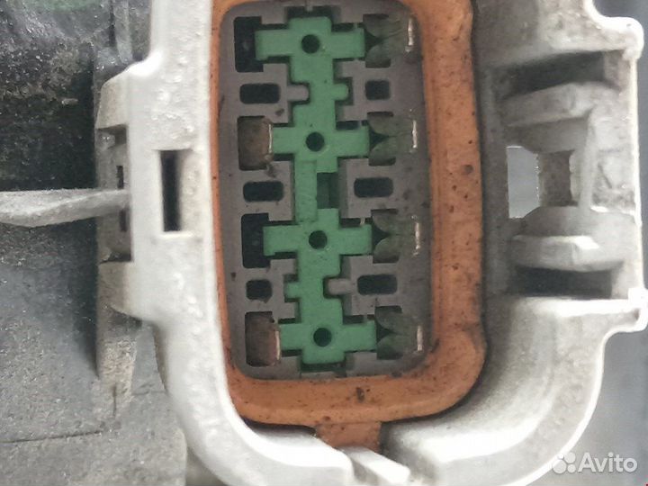 Фонарь задний для Nissan Navara (D40) 26550EB38B