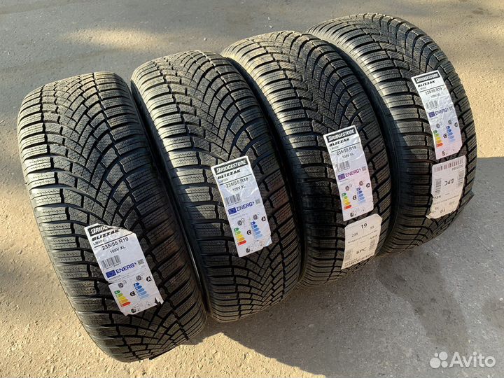 Bridgestone Blizzak LM-005 235/55 R19 105V