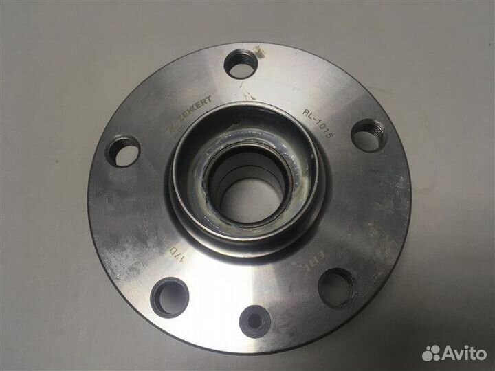 Ступица задняя подшипник ступичный Skoda Octavia