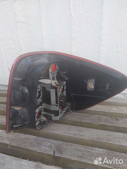 Задний фонарь w164