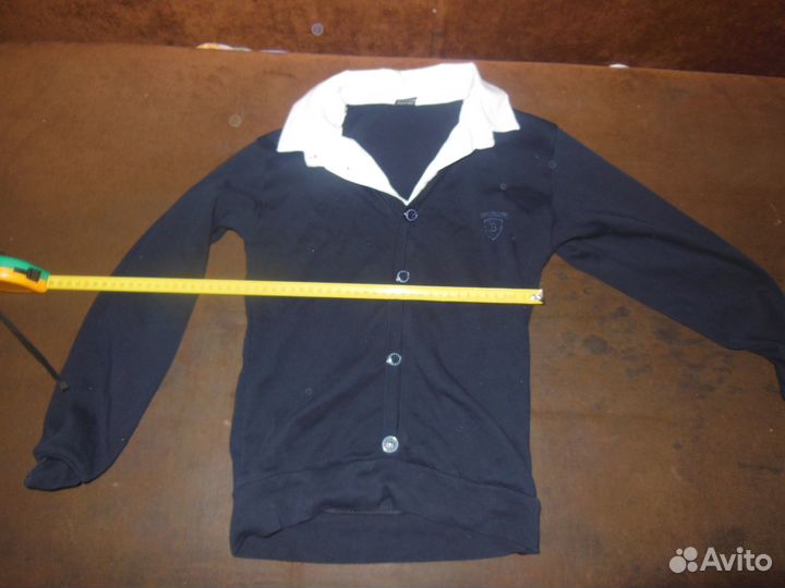 Кофта с воротником