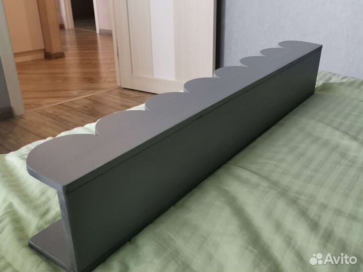 Полочка настенная деревянная