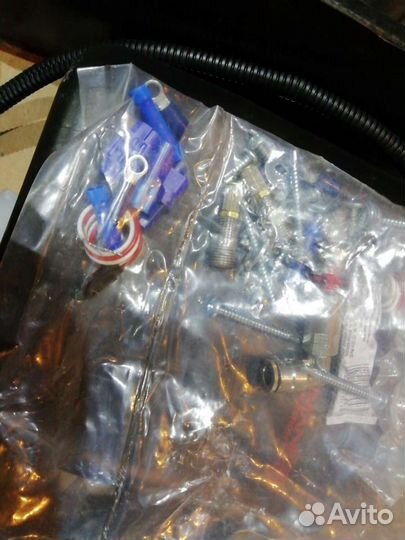 Продаю комплект впрыска водометанольной смеси