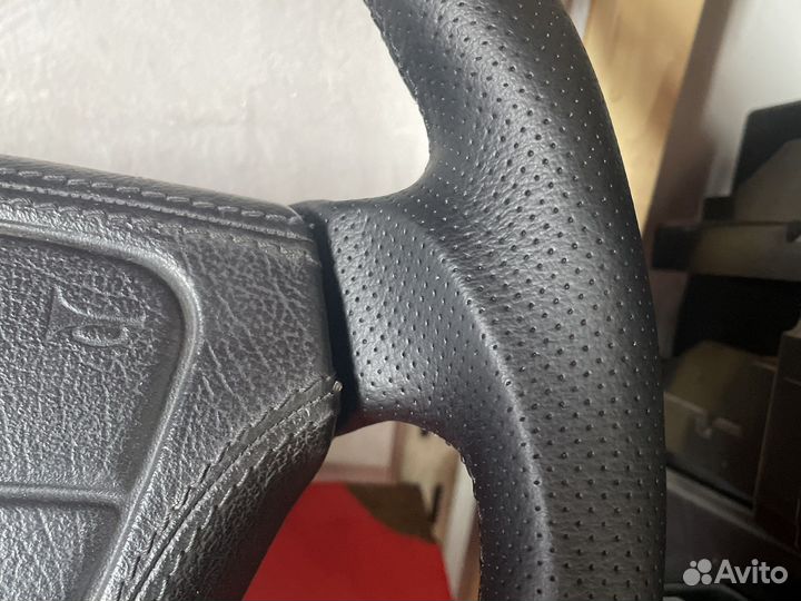 Руль на Mercedes с анатомией brabus