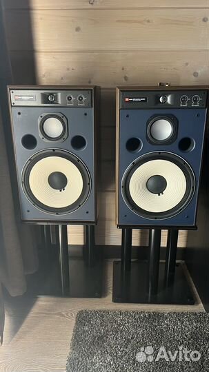 JBL4319 со стойками