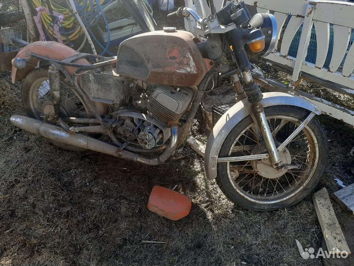 Чезет в разборе